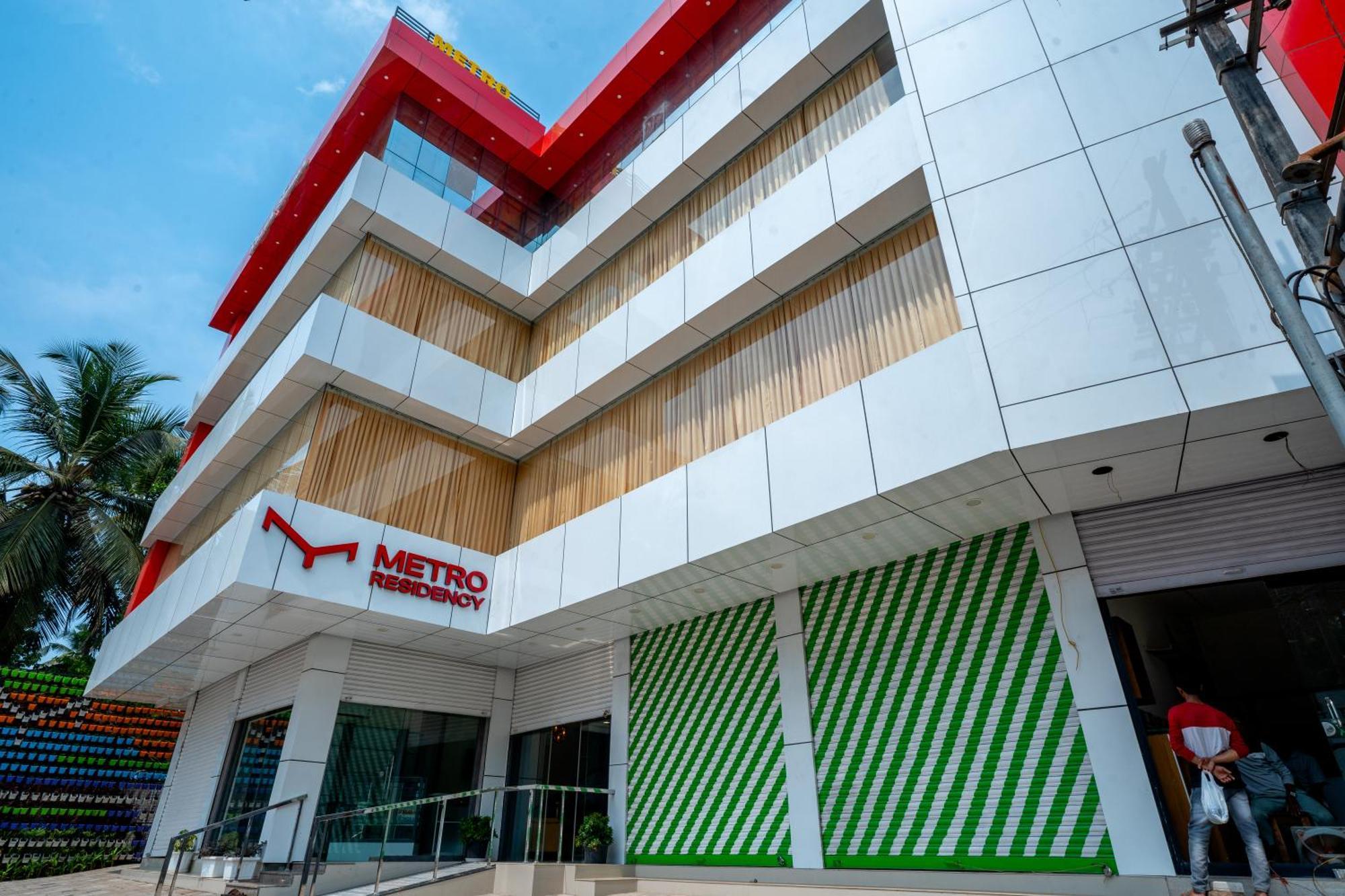 Metro Residency Hotel Tirur Exterior foto